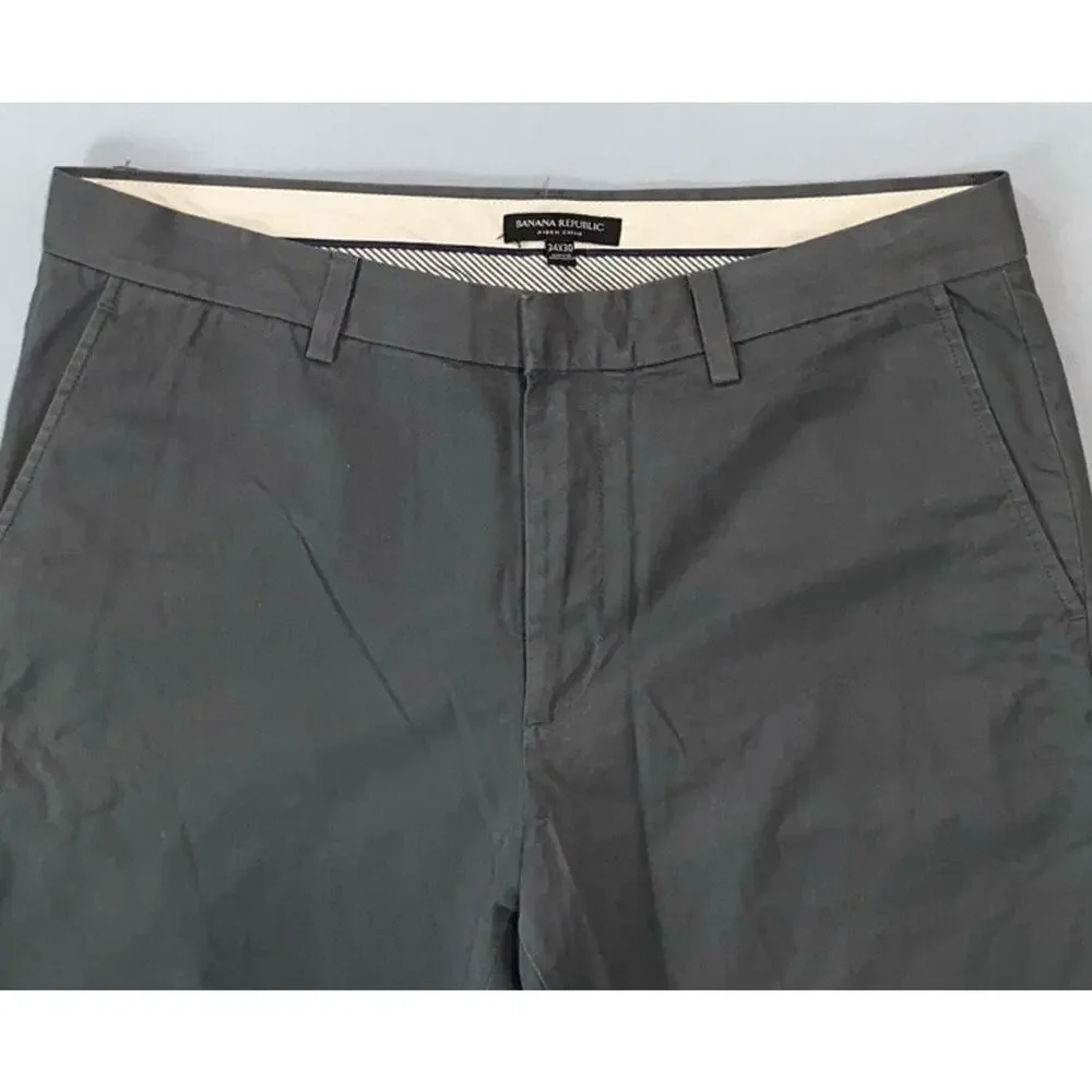Banana Republic Aiden Fit Flat Front Cotton Chino Pants. Gray, Men's 34X30. GUC!